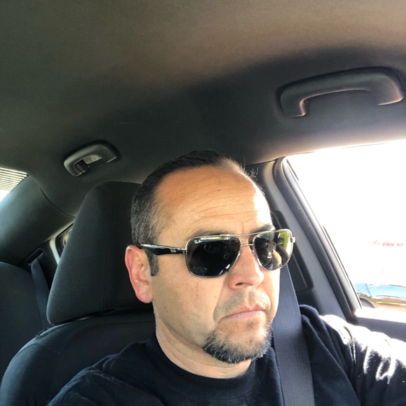 Meet your Posher, Evaristo - Picture 1 of 1